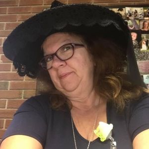 Meet your Posher, Suzy